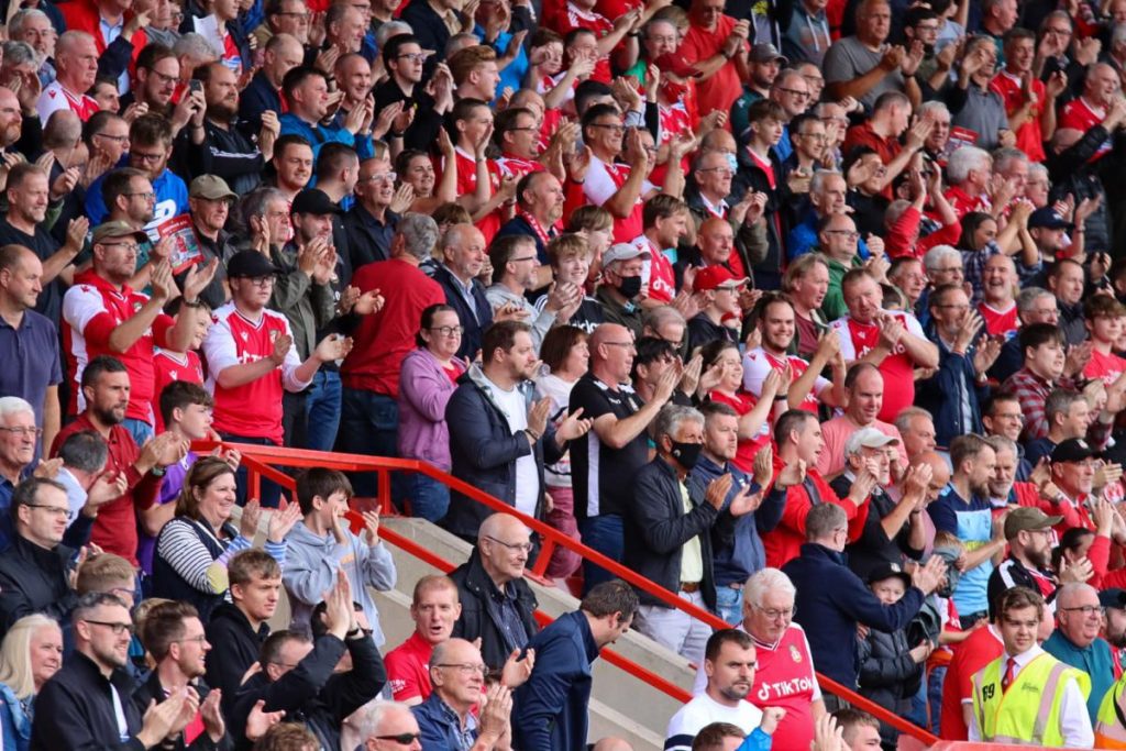 wrexham fans4