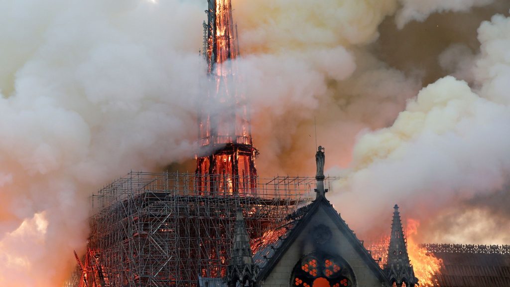 skynews-notre-dame-paris_4640979